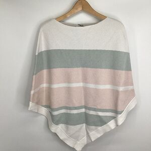 NWT Ladies Barefoot Dreams Poncho cream/gray/pink